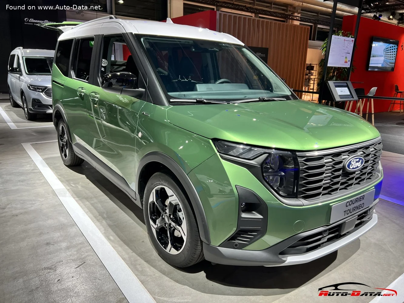 Ford Tourneo Courier 1.0 EcoBoost (125 Hp)2023 - thumbnail 11