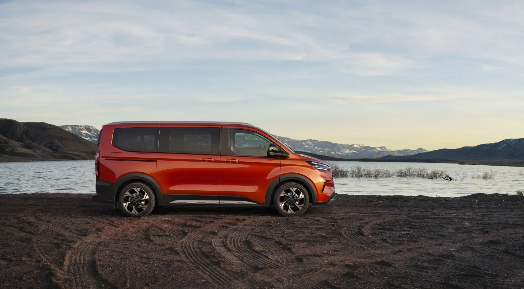 Ford Tourneo Custom 2.0 EcoBlue (136 Hp)2023 - thumbnail 5