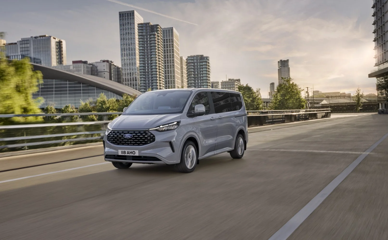 Ford Tourneo Custom 2.0 EcoBlue (136 Hp)2023 - thumbnail 10