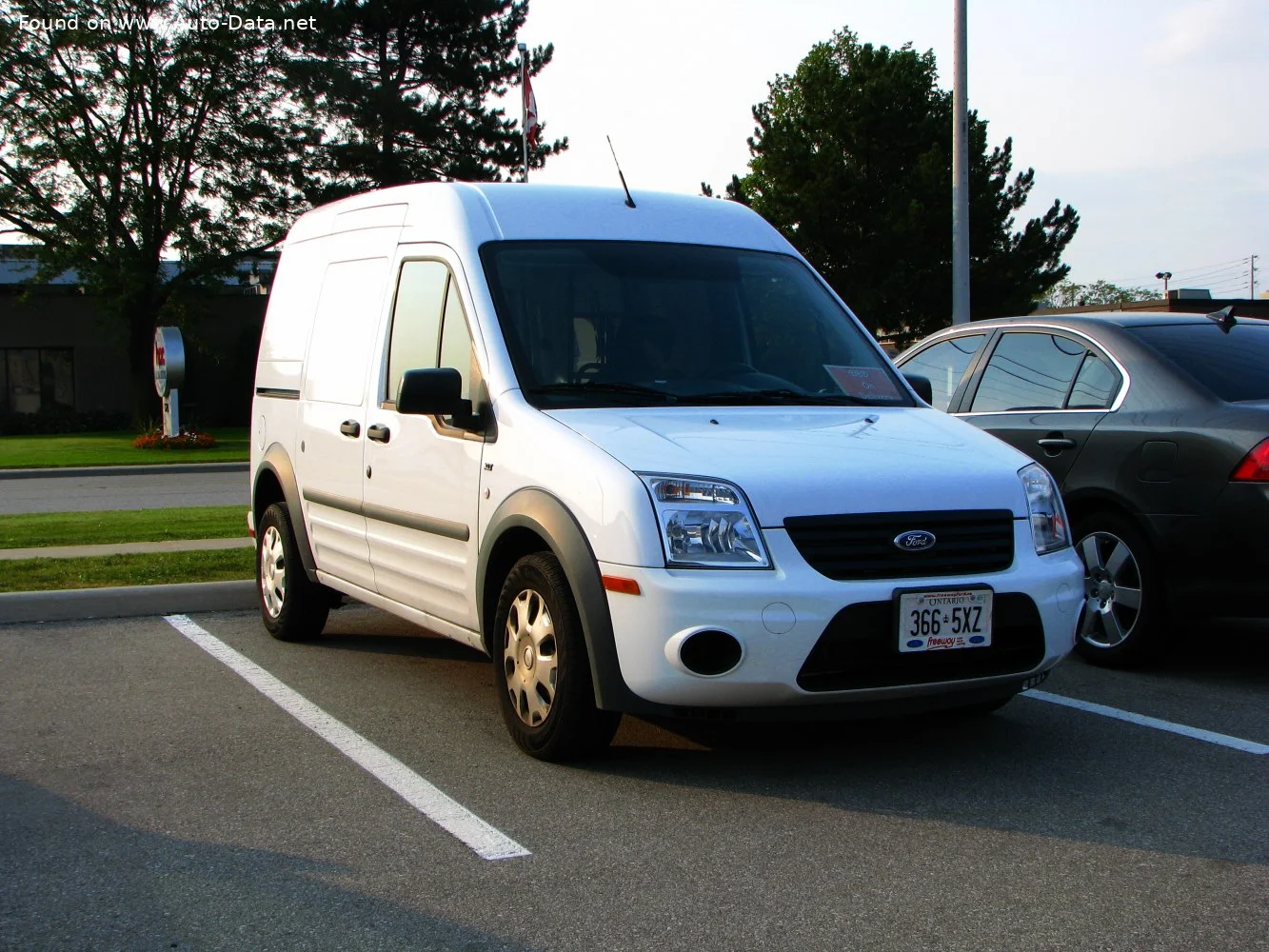 Ford Transit Connect 1.8 TDCi (110 Hp)2009 - 2011 thumbnail 4