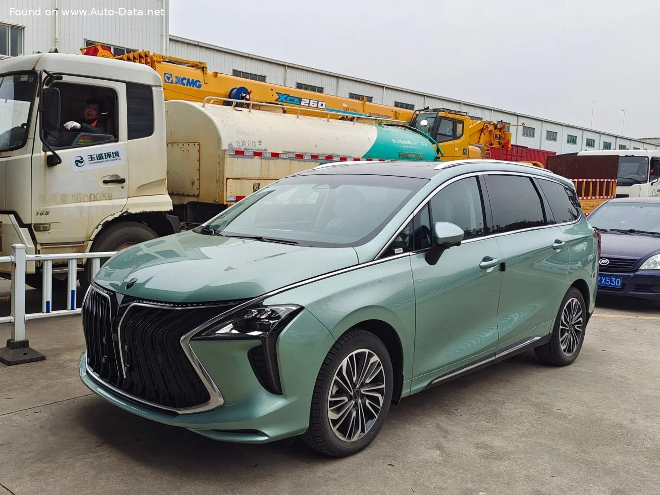 Forthing Yacht/4 U-Tour 1.5 (197 Hp) DCT2022 - thumbnail 3