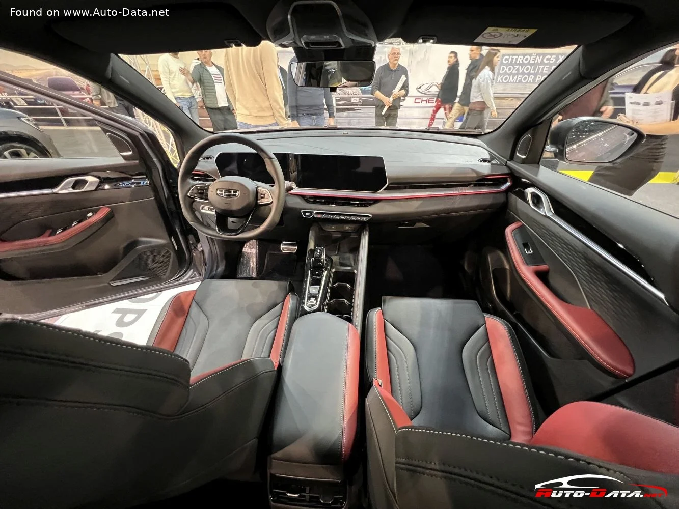 Geely Coolray 1.5T (147 Hp) DCT2023 - thumbnail 13