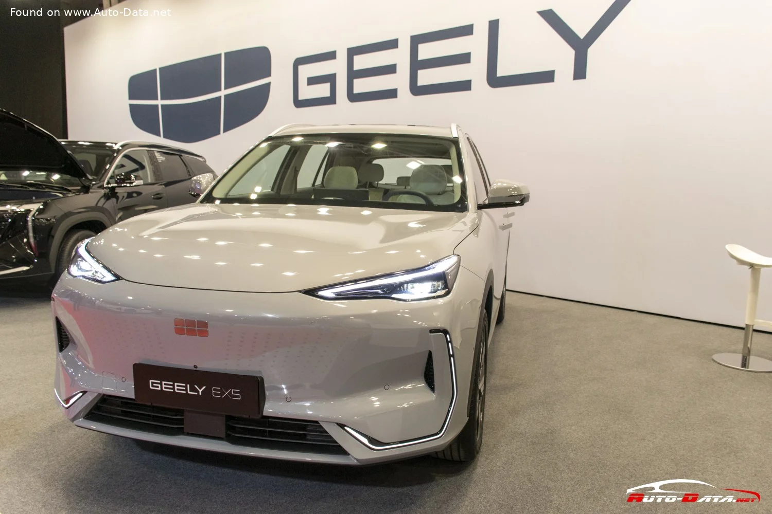 Geely EX5 Max 60.22 kWh (218 Hp) Electric2024 - thumbnail 8