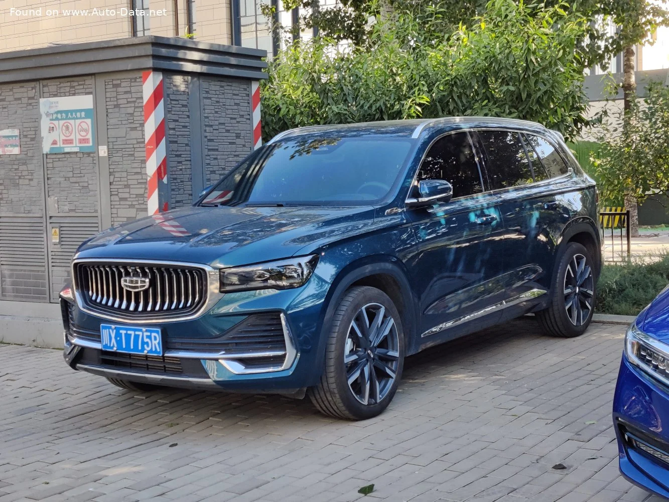 Geely Xingyue L 2.0T (218 Hp) DCT2021 - thumbnail 3