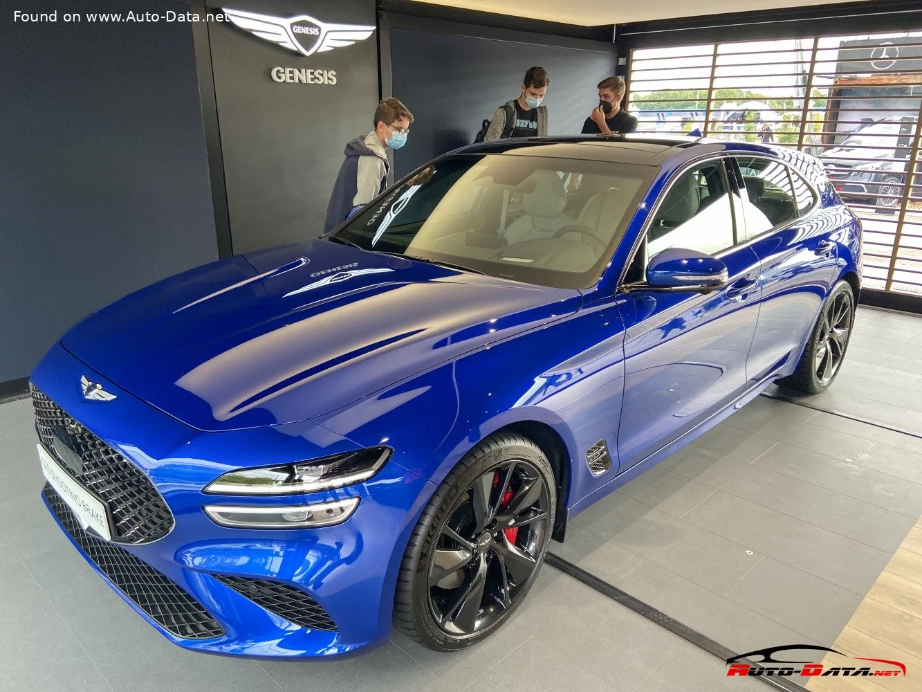 Genesis G70 2.0 T-GDi (197 Hp) Automatic2021 - - 1