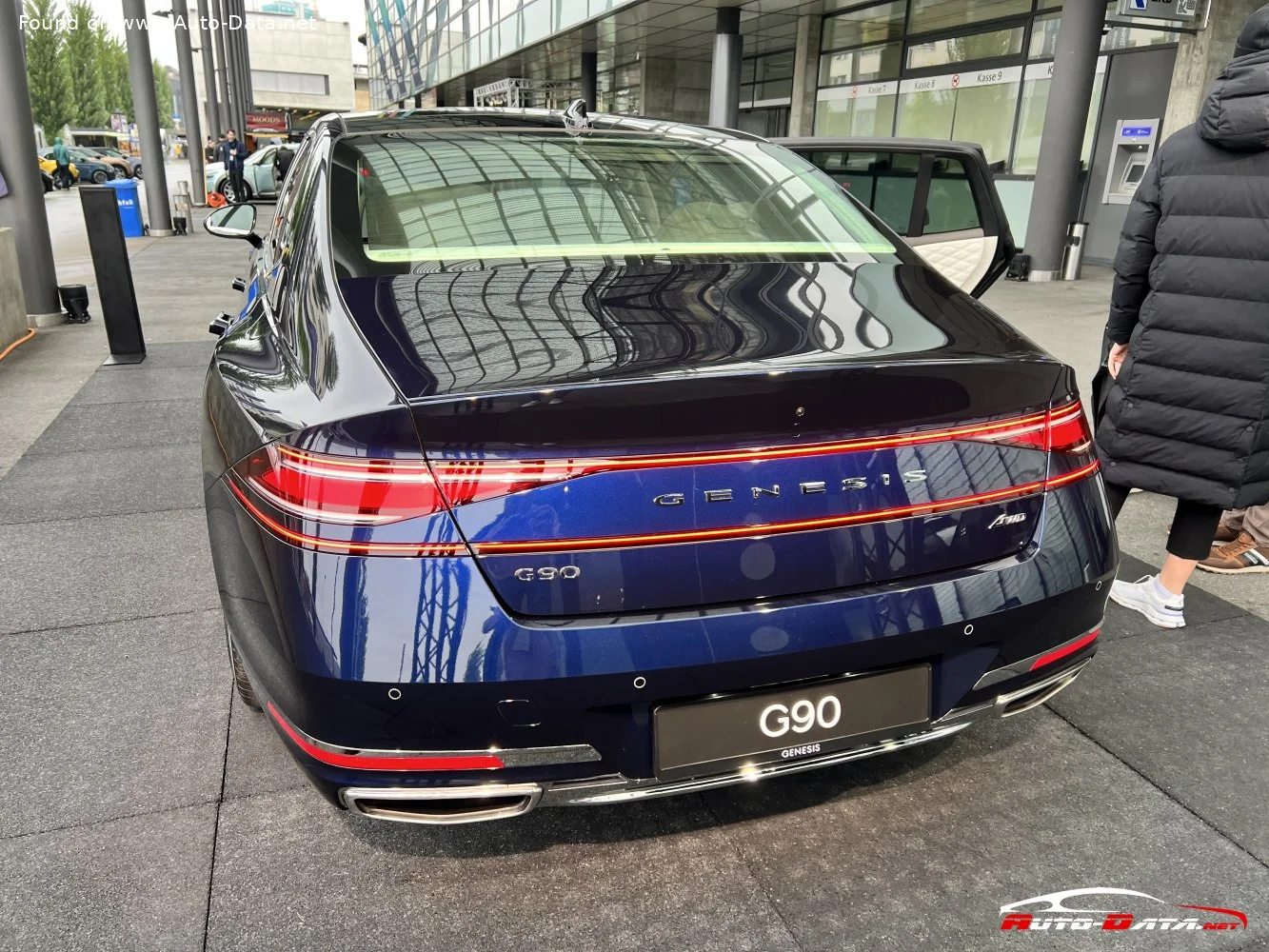 Genesis G90/EQ900 3.5 T-GDi e-S/C V6 (415 Hp) Mild Hybrid AWD Automatic 4 Seat2022 - thumbnail 3