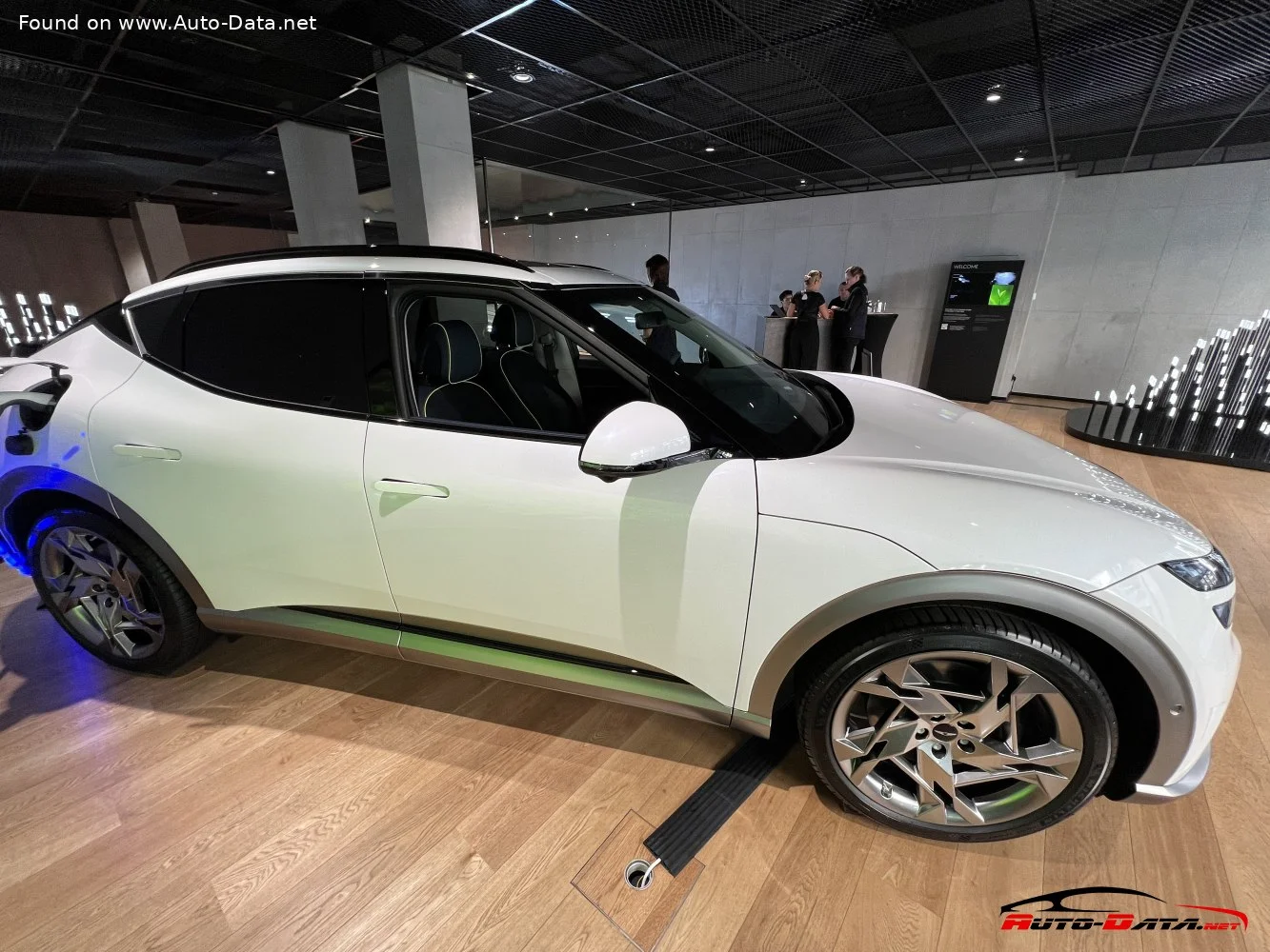 Genesis GV60 Performance 77.4 kWh (435 Hp) BEV AWD2021 - thumbnail 4