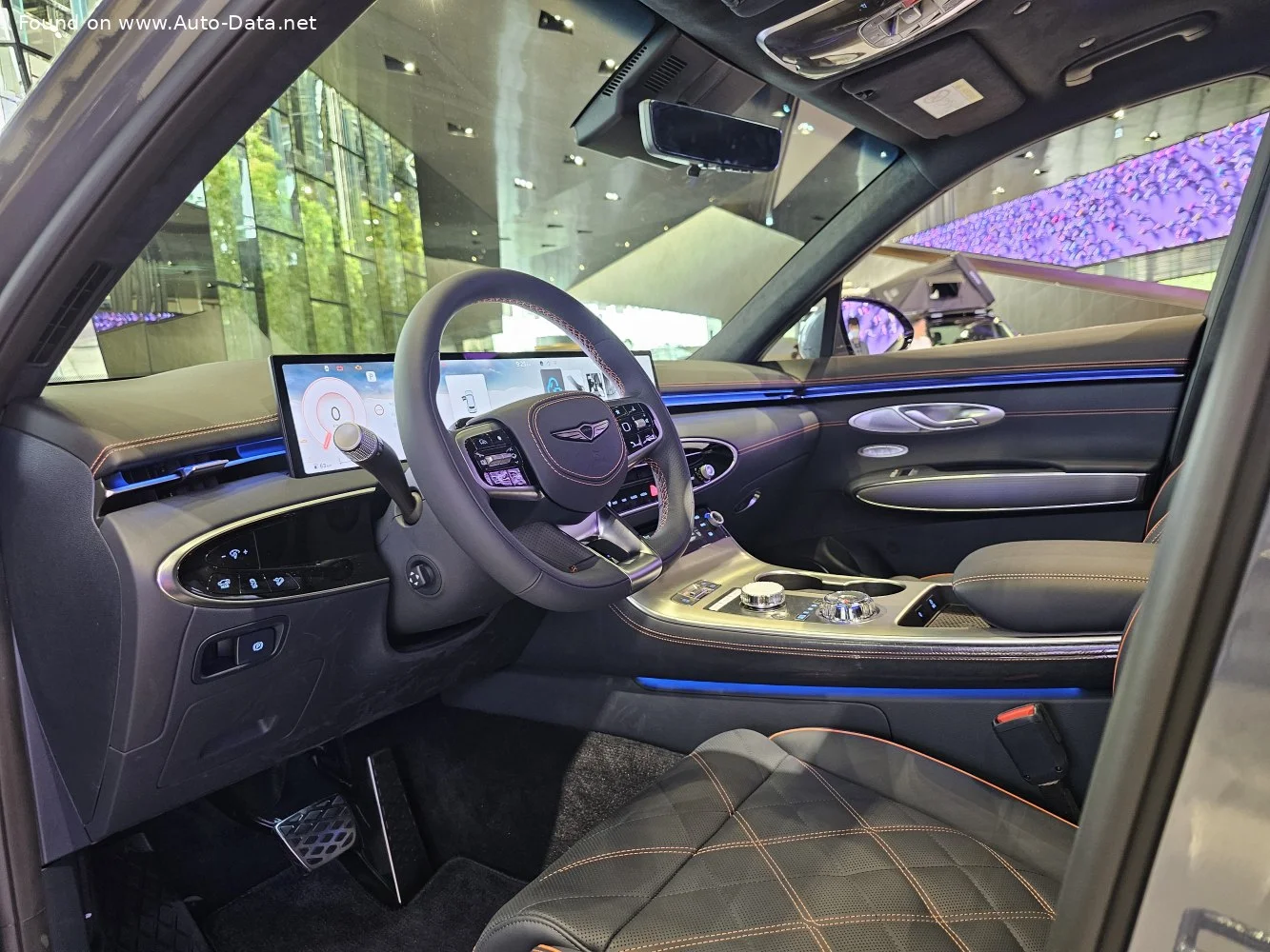 Genesis GV70 2.5 T-GDi (304 Hp) Automatic2024 - thumbnail 14