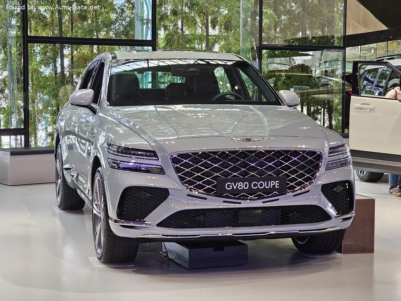 Genesis GV80 2.5 T-GDi (304 Hp) AWD Automatic2023 - thumbnail 8