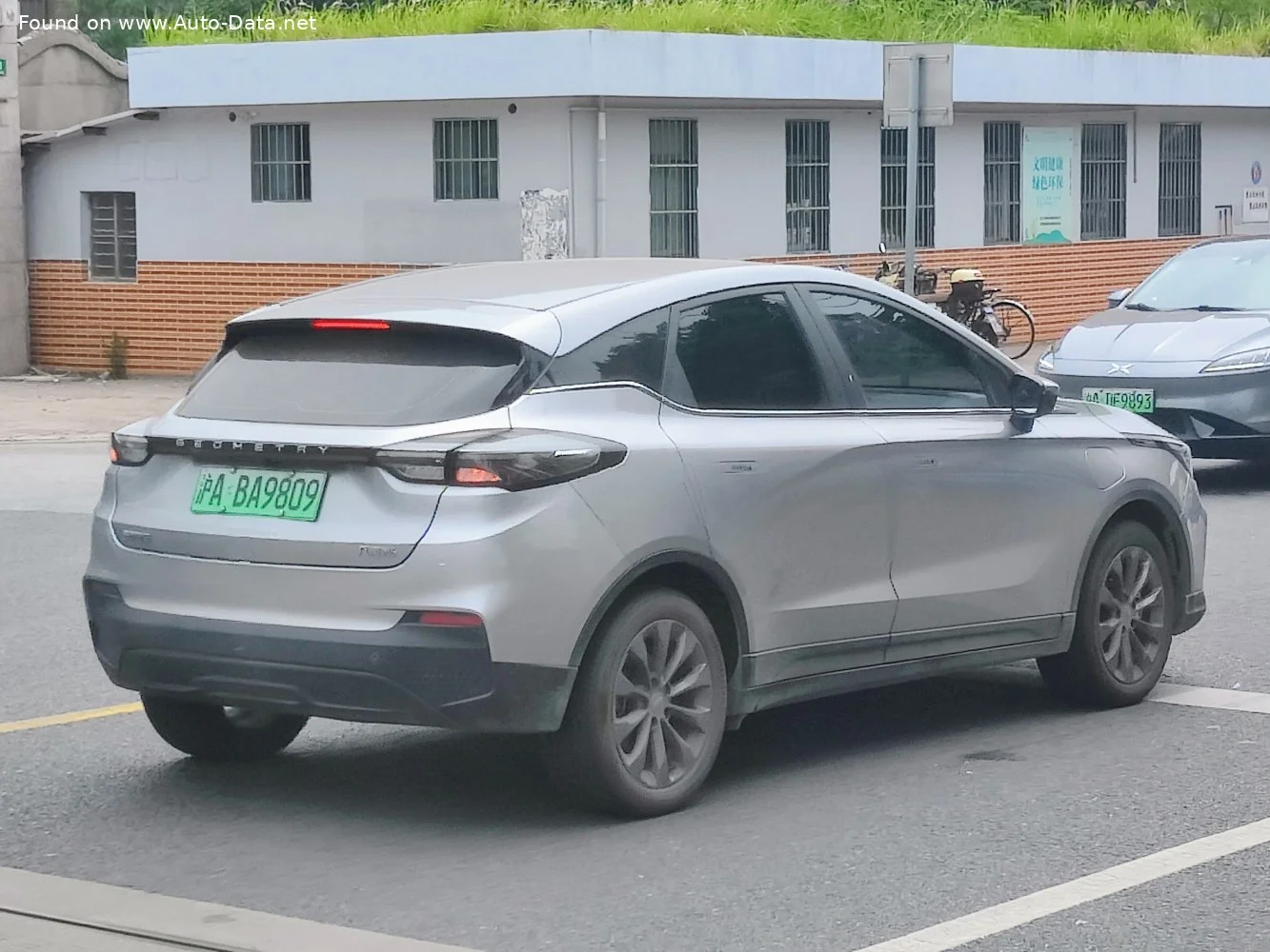 Geometry C/M6 53 kWh (204 Hp) Electric2022 - thumbnail 2