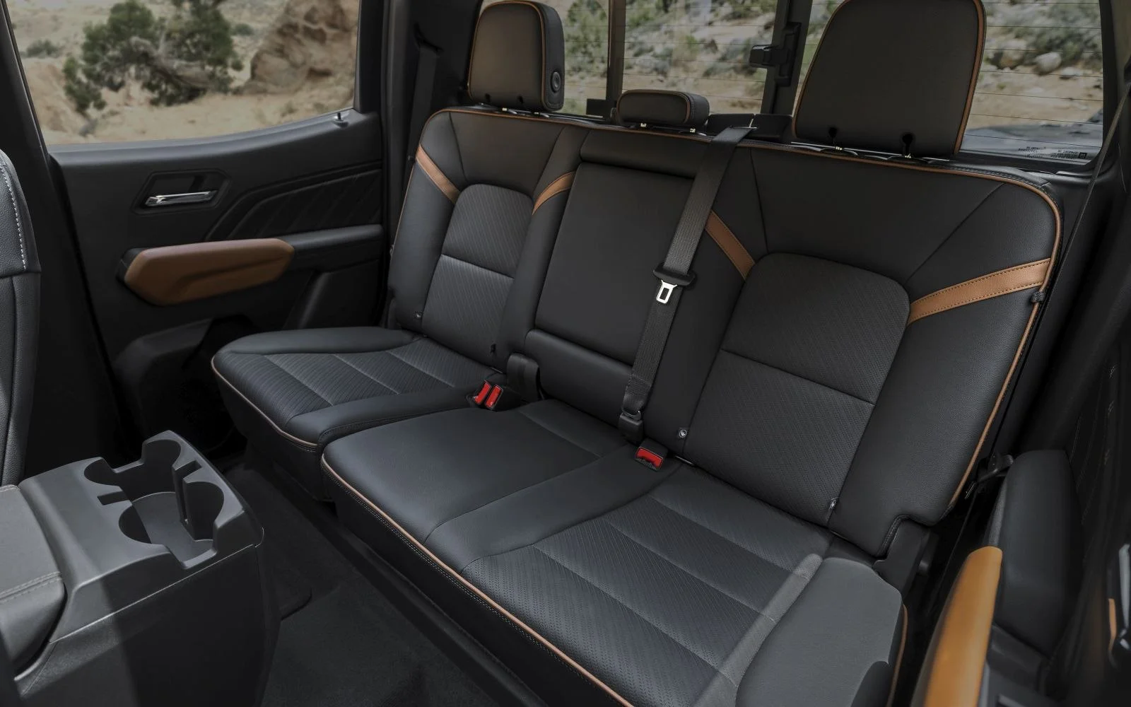GMC Canyon 2.7L Turbo (313 Hp) 4WD Hydra-Matic2023 - thumbnail 12