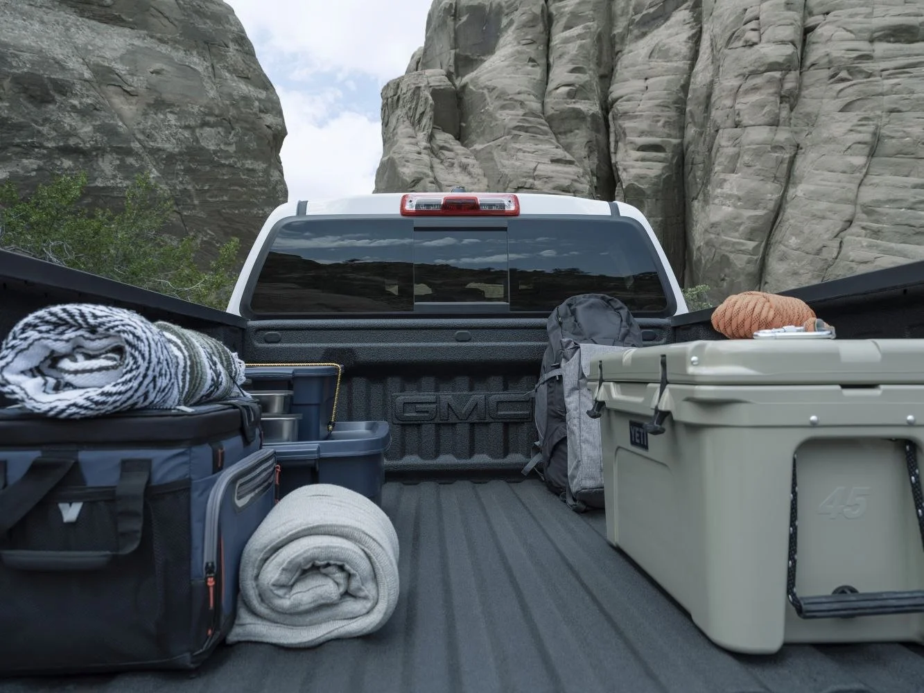 GMC Canyon 2.7L Turbo (313 Hp) 4WD Hydra-Matic2023 - thumbnail 8