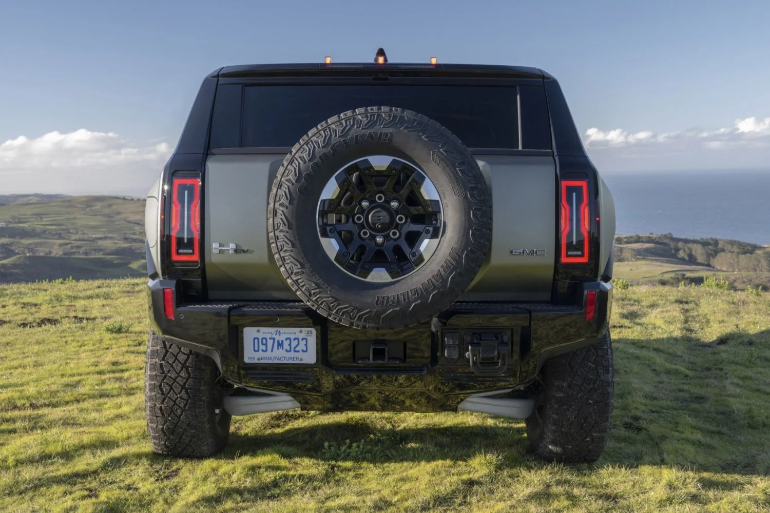 GMC Hummer EV 170 kWh (570 Hp) e4WD2023 - thumbnail 15