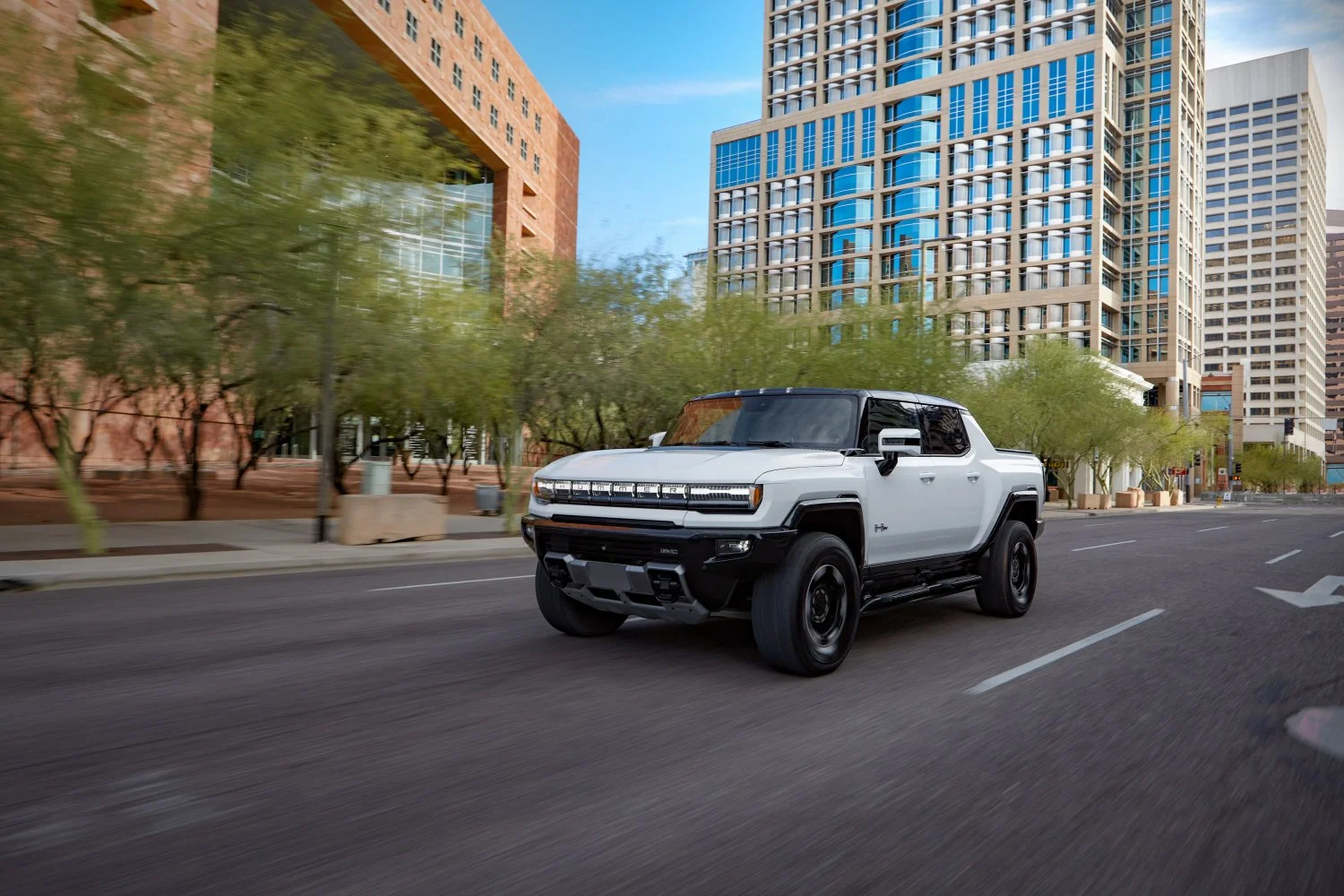 GMC Hummer EV 170 kWh (570 Hp) e4WD2023 - - 1