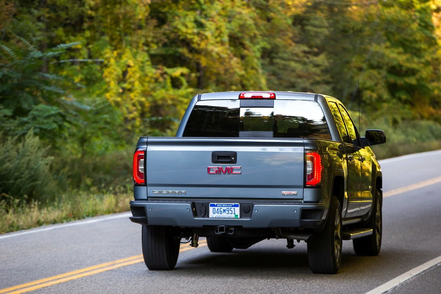 GMC Sierra 1500 4.3 EcoTec3 V6 (285/297 Hp) 4WD Automatic FlexFuel2016 - 2018 thumbnail 3