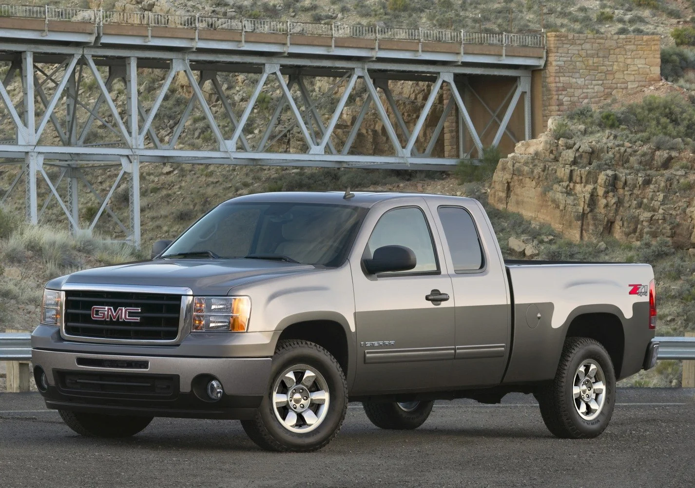 GMC Sierra 1500 4.3 Vortec V6 (195 Hp) Automatic2007 - 2013 thumbnail 3
