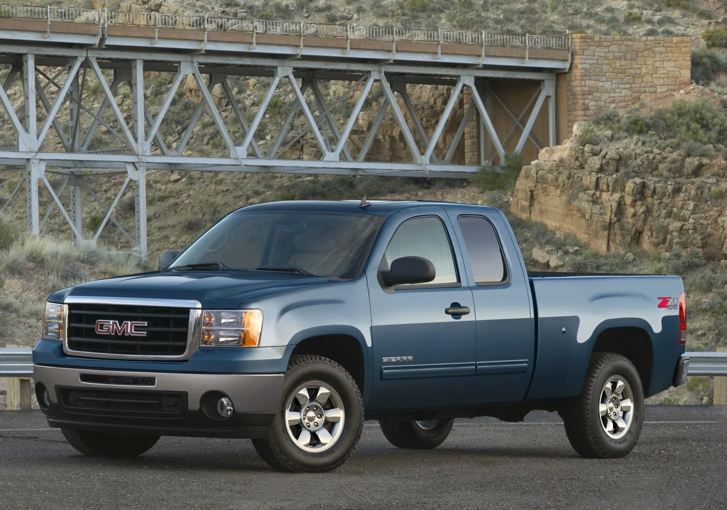 GMC Sierra 1500 4.3 Vortec V6 (195 Hp) Automatic2007 - 2013 thumbnail 4
