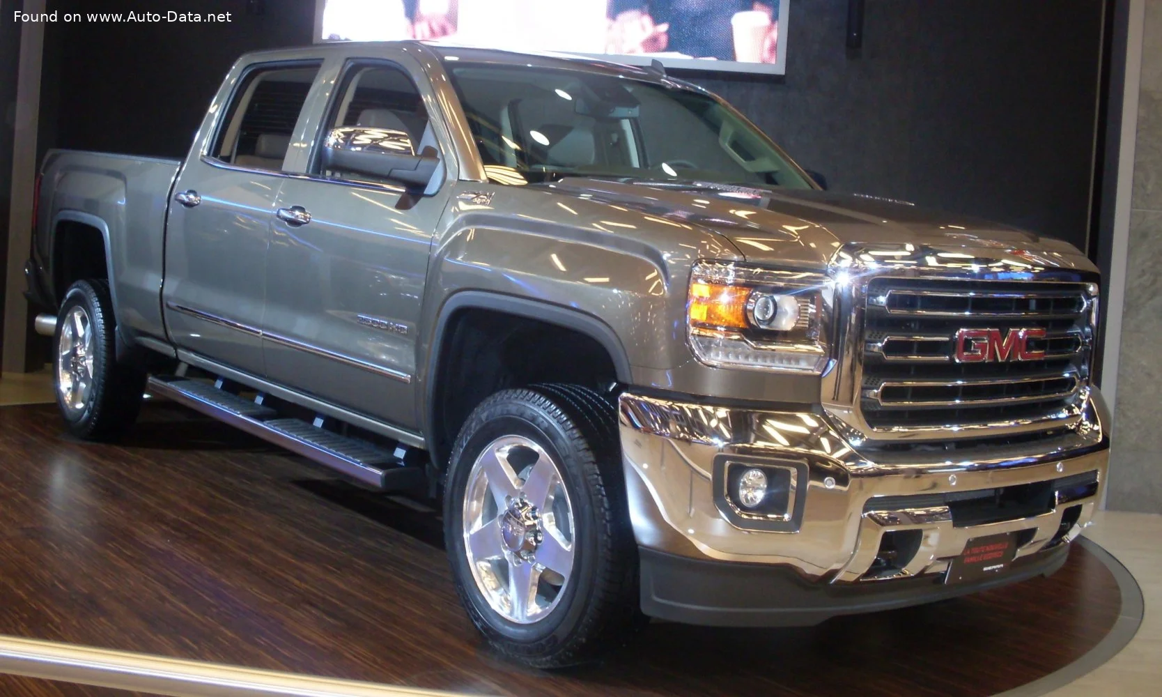 GMC Sierra 2500HD 6.0 V8 (301 Hp) 4WD Automatic CNG2015 - 2016 - 1