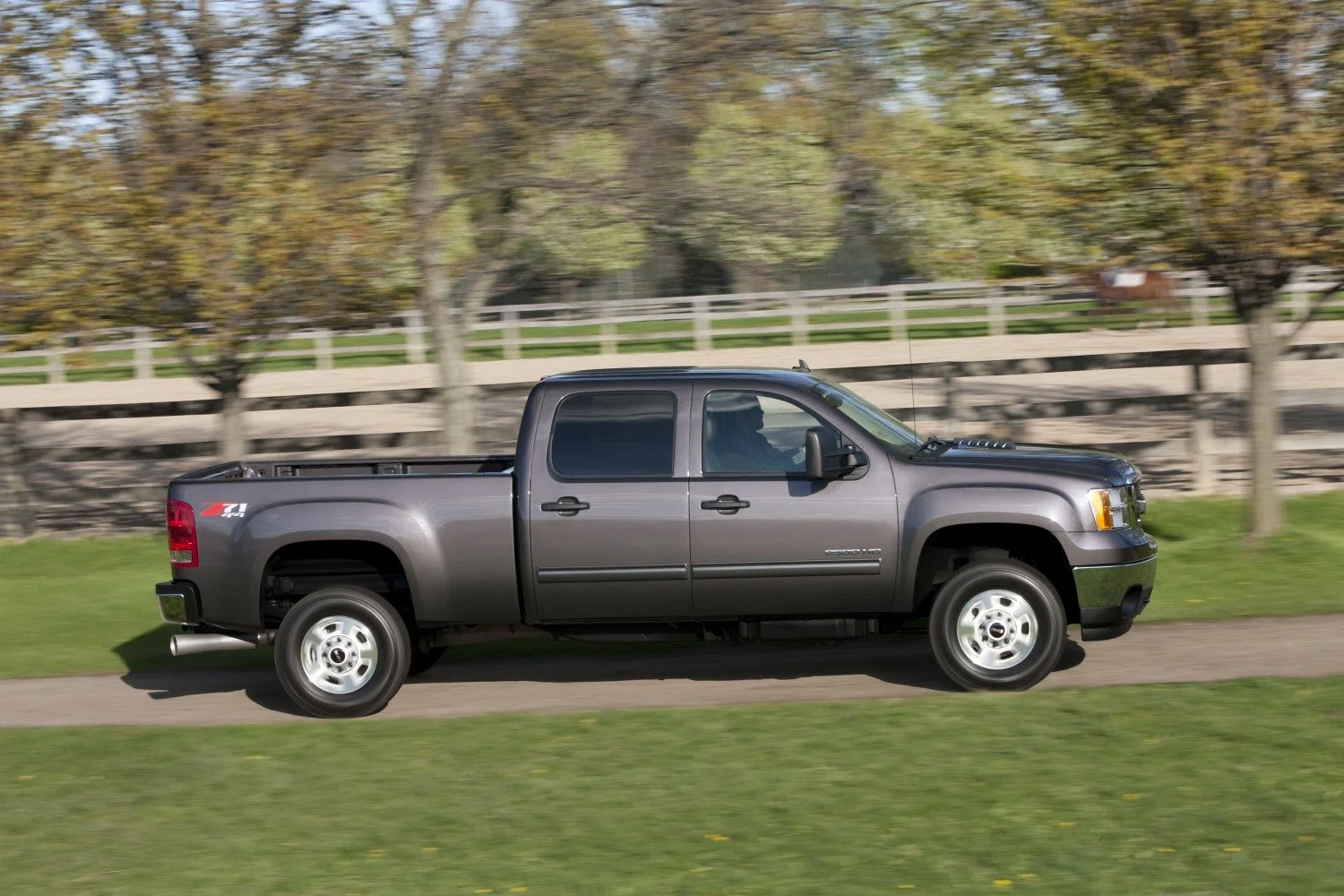 GMC Sierra 2500HD 6.0 V8 (301 Hp) Automatic CNG2013 - 2014 thumbnail 2