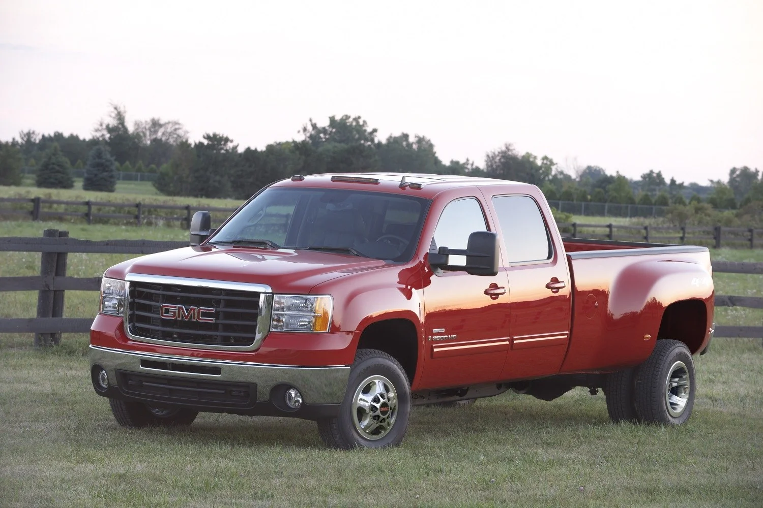 GMC Sierra 3500HD 6.0 V8 (360 Hp) 4WD DRW Automatic2007 - 2010 - 1
