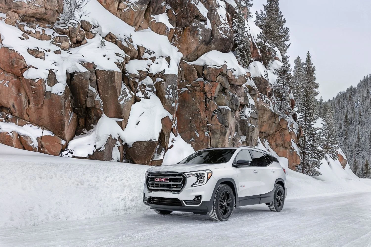GMC Terrain 1.5L turbo (173 Hp) Automatic2021 - 2024 thumbnail 3