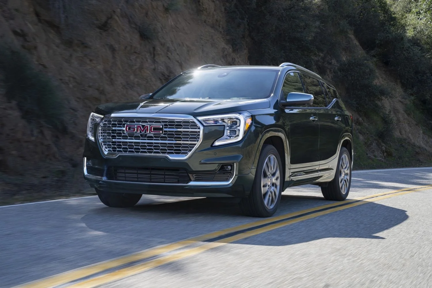 GMC Terrain 1.5L turbo (173 Hp) Automatic2021 - 2024 thumbnail 8