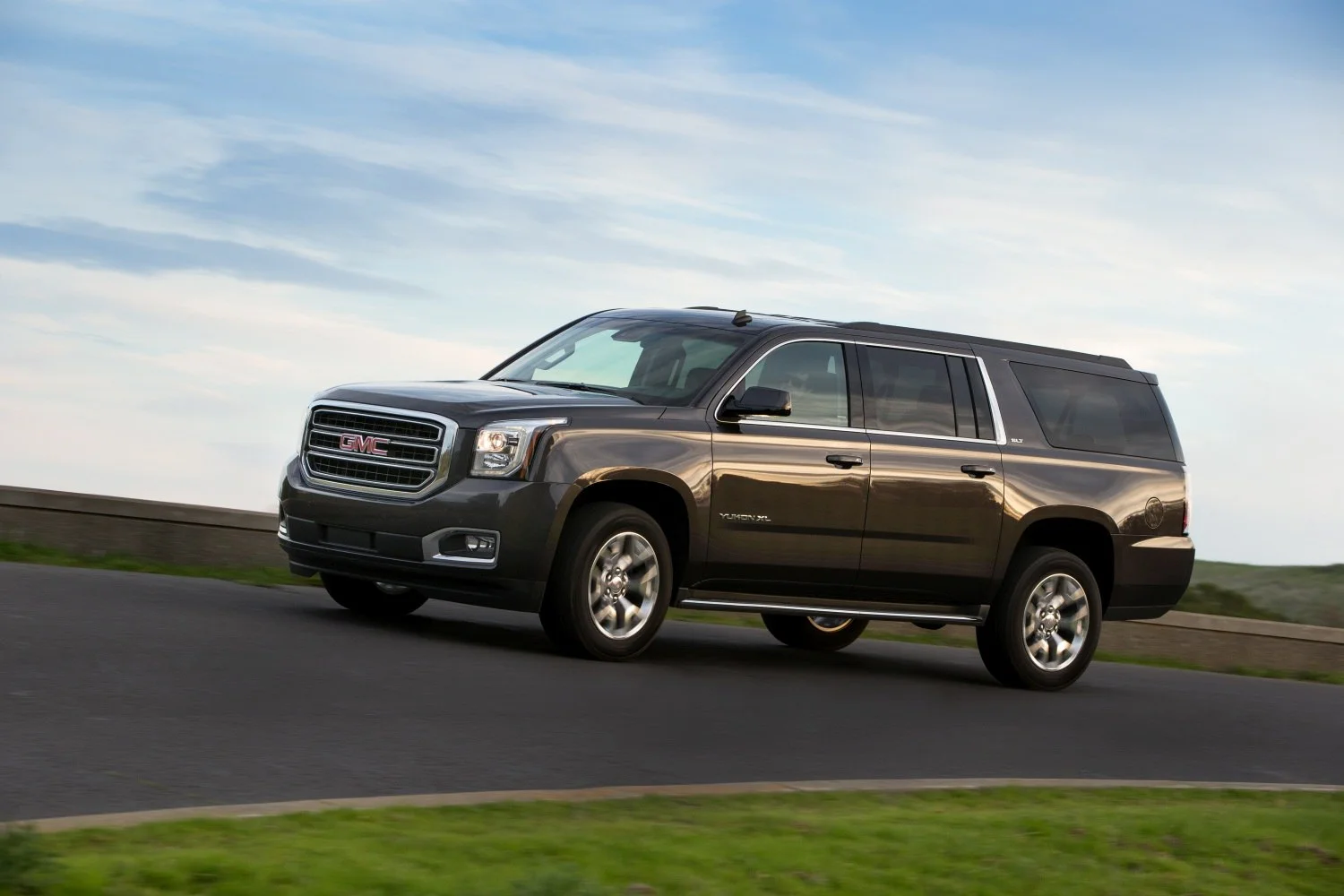 GMC Yukon 5.3 EcoTec3 V8 (355 Hp) 4WD Automatic2014 - 2019 thumbnail 10