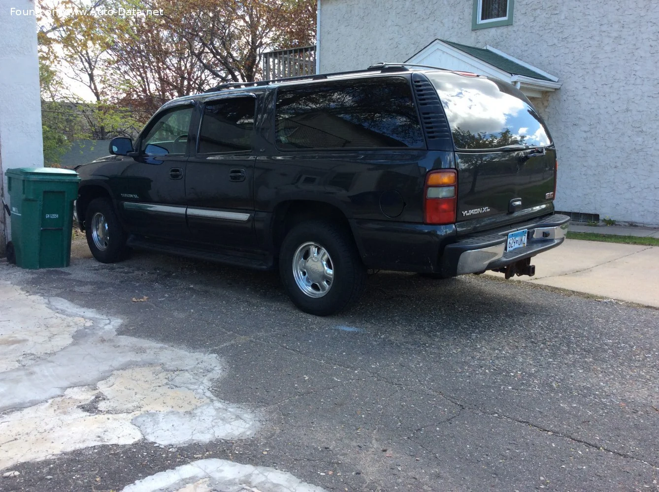 GMC Yukon 1500 5.3 V8 (285 Hp) 4WD Automatic2000 - 2006 thumbnail 8