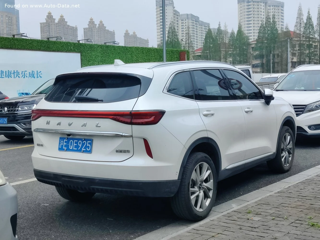 Haval H6 1.5T (184 Hp) DCT2022 - 2024 thumbnail 4