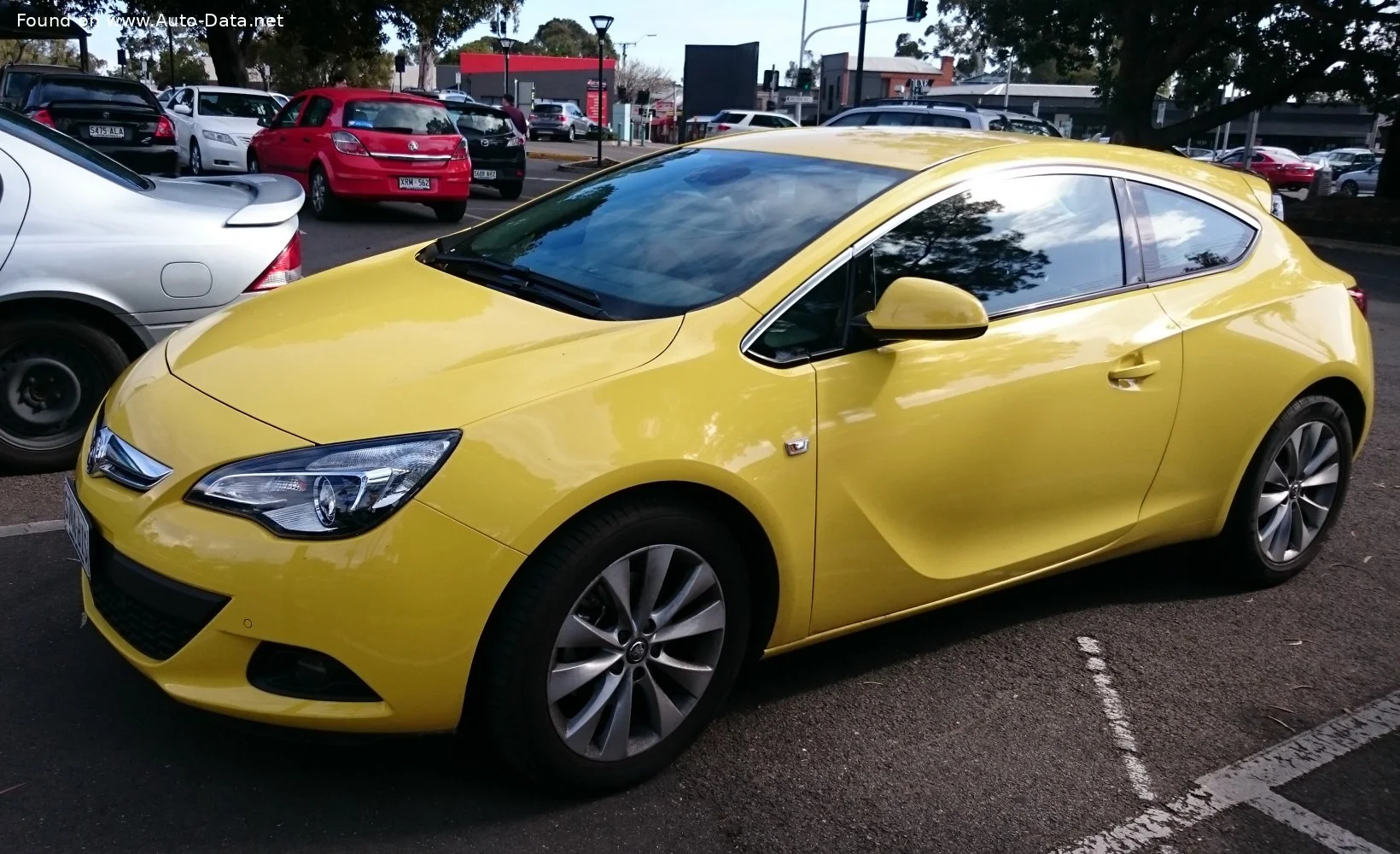 Holden Astra GTC 1.6 (170 Hp) Automatic2015 - 2016 thumbnail 7