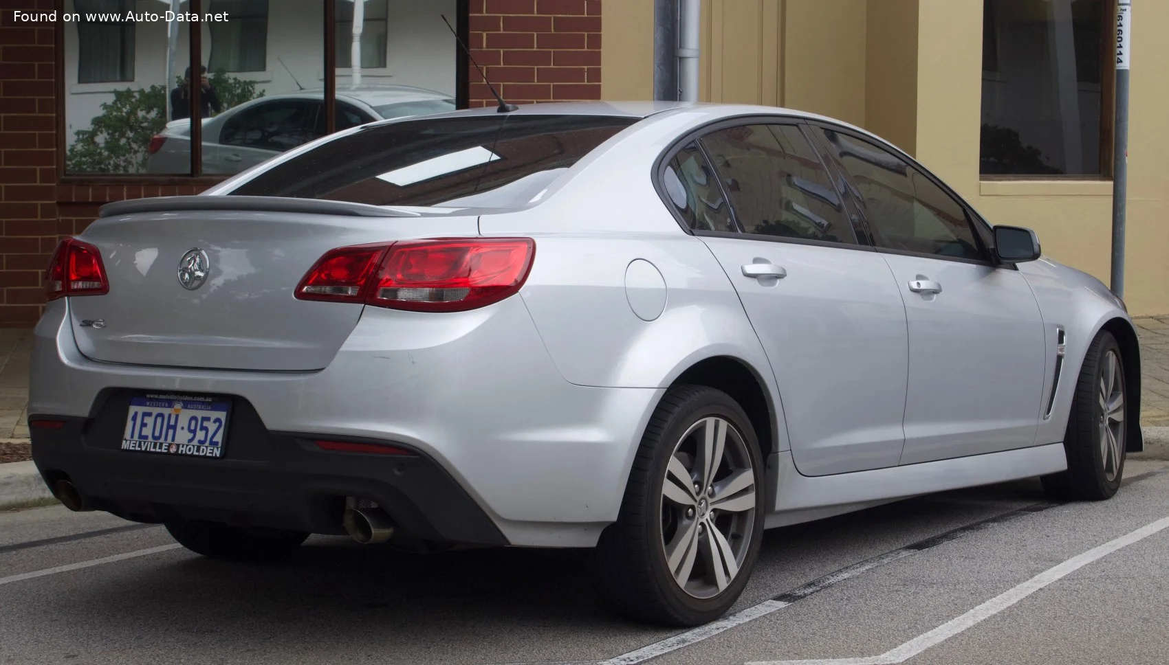 Holden Commodore 3.0 SIDI V6 (252 Hp) Automatic2014 - 2015 thumbnail 4