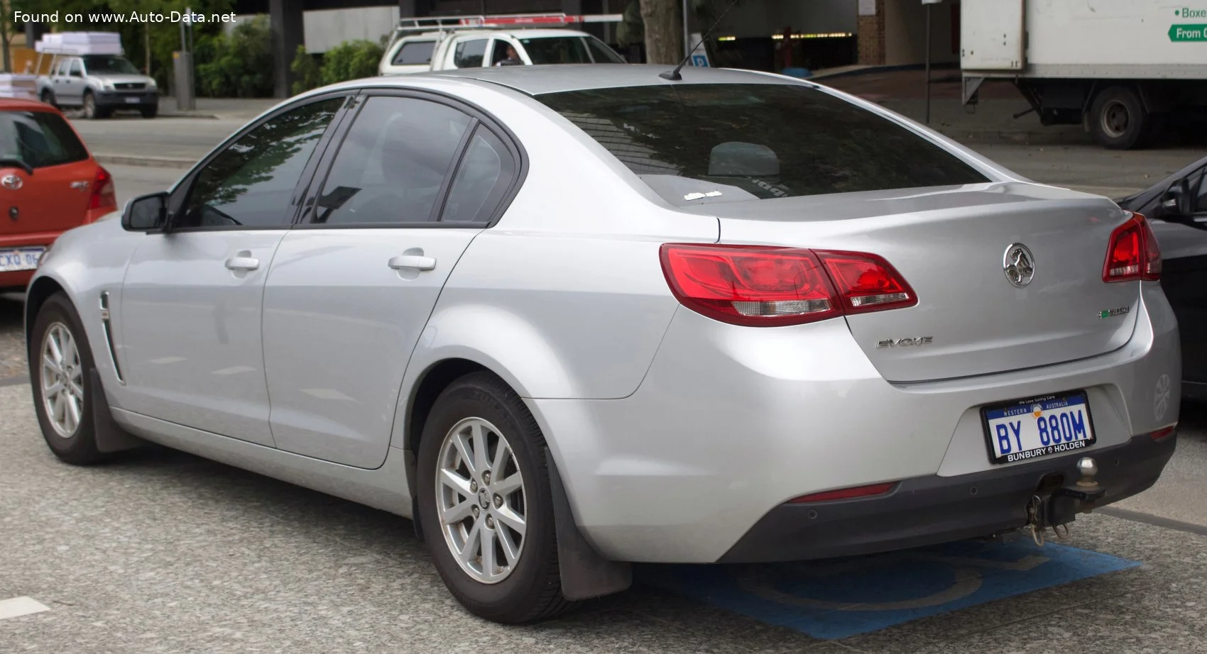 Holden Commodore 3.0 SIDI V6 (252 Hp) Automatic2014 - 2015 thumbnail 6