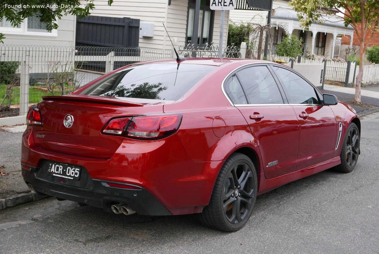 Holden Commodore 3.0 SIDI V6 (252 Hp) Automatic2014 - 2015 thumbnail 9
