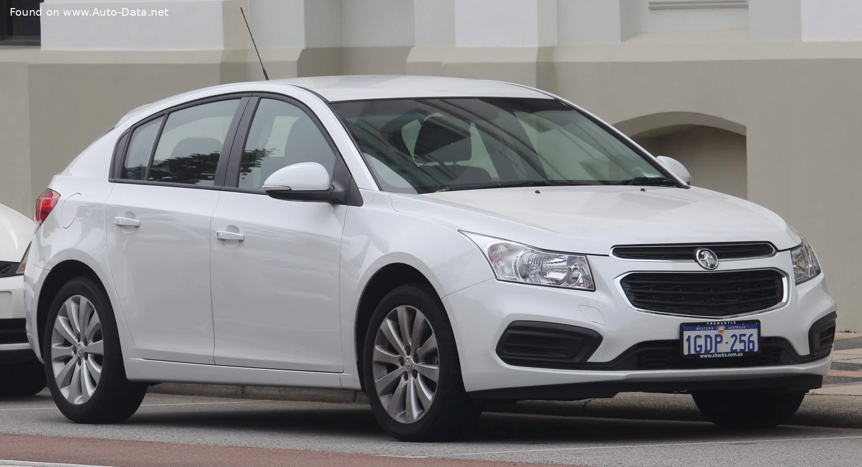 Holden Cruze Holden Cruze Hatch (JH, facelift 2015)