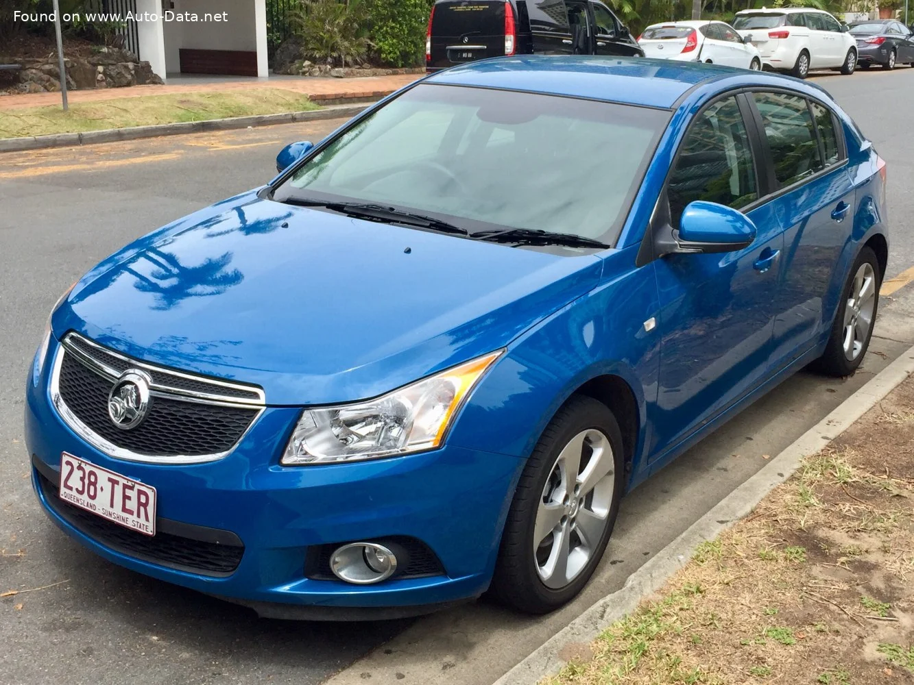 Holden Cruze Holden Cruze Hatch (JH)