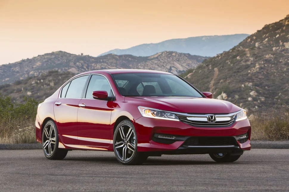 Honda Accord 2.0 (215 Hp) Hybrid e-CVT2016 - 2017 thumbnail 4