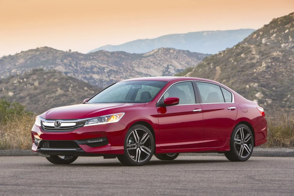 Honda Accord 2.0 (215 Hp) Hybrid e-CVT2016 - 2017 thumbnail 5