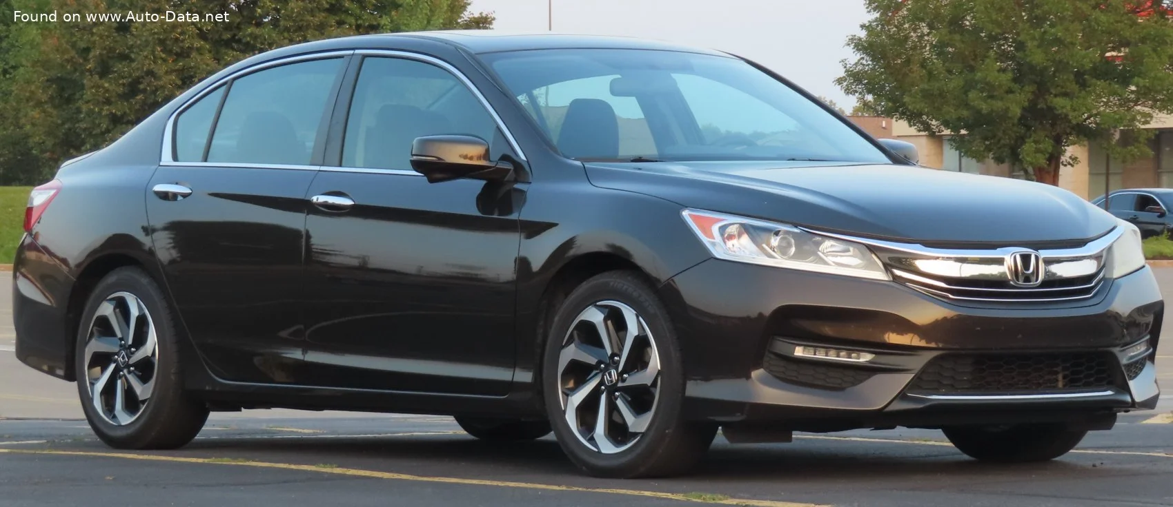 Honda Accord 2.0 (215 Hp) Hybrid e-CVT2016 - 2017 thumbnail 8