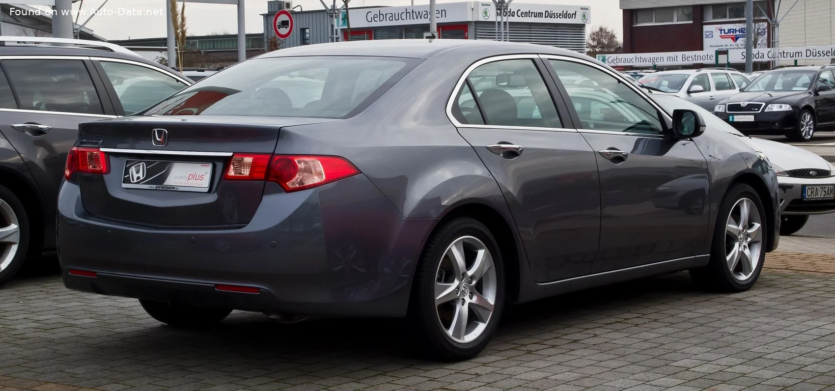 Honda Accord 2.0 i-VTEC (156 Hp)2011 - 2012 thumbnail 2