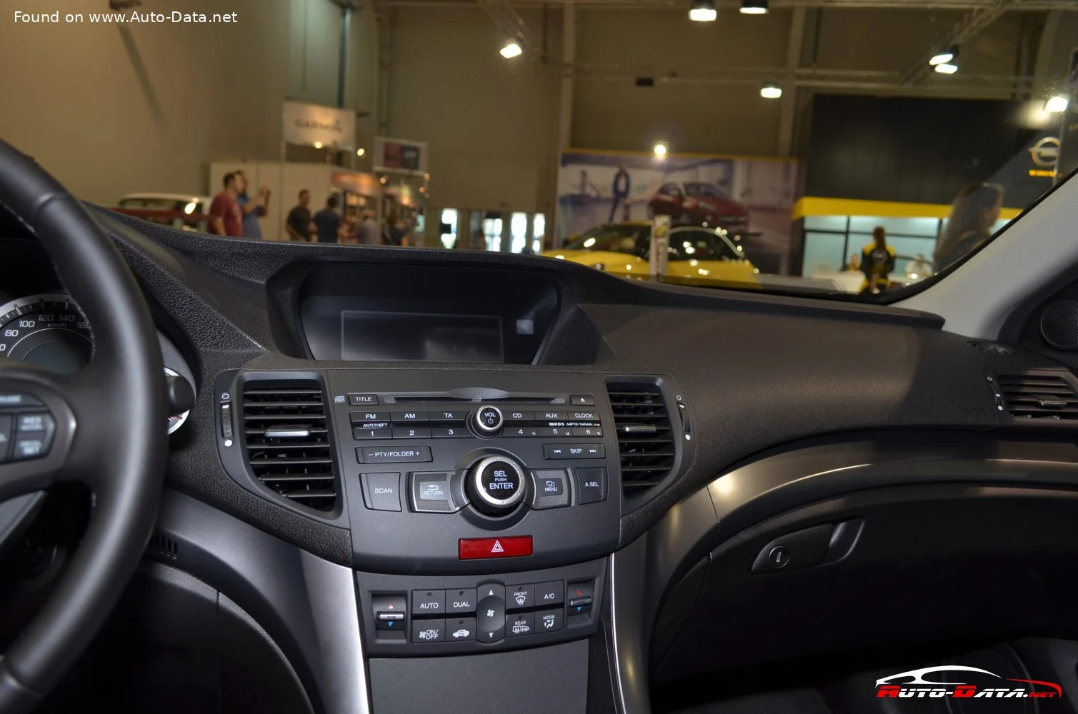 Honda Accord 2.0 i-VTEC (156 Hp)2011 - 2012 thumbnail 4