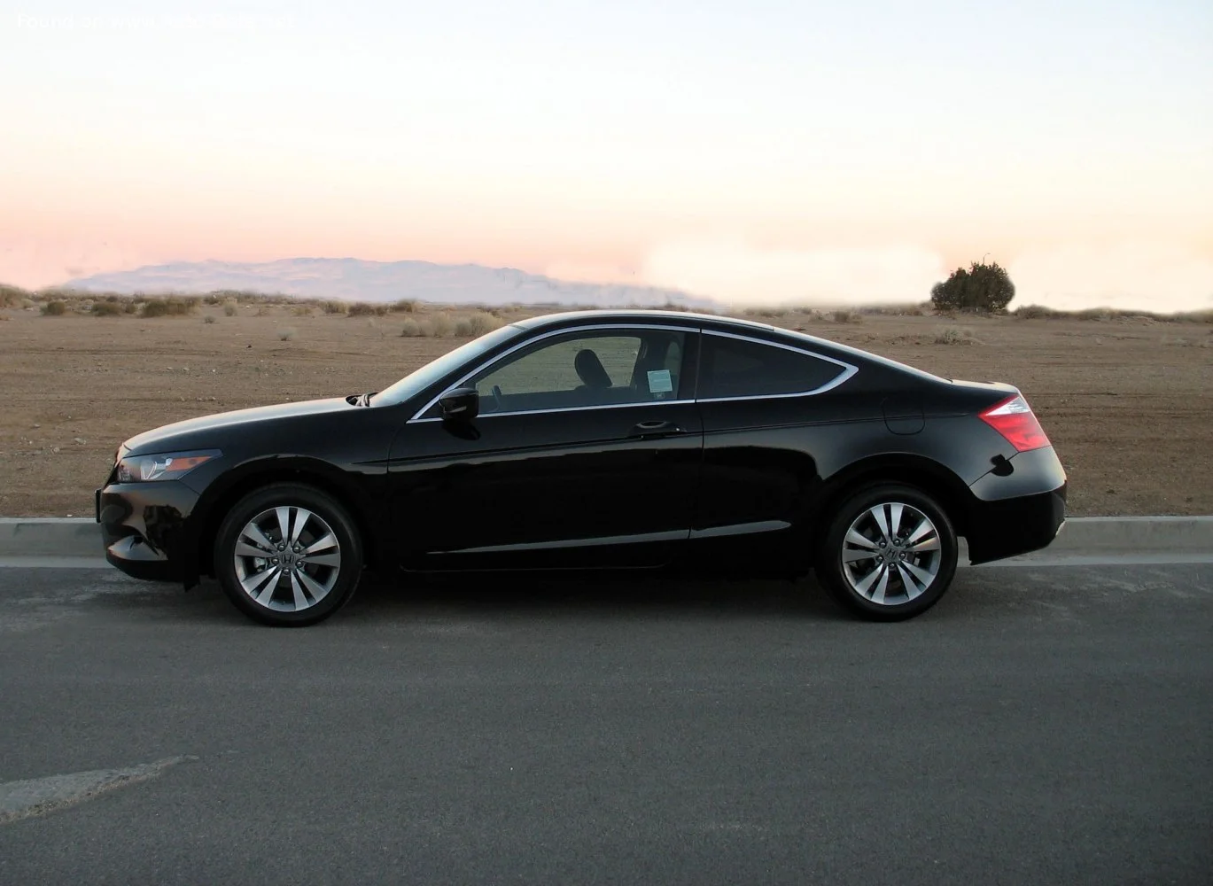 Honda Accord 2.4 i-VTEC (190 Hp)2007 - 2011 thumbnail 3