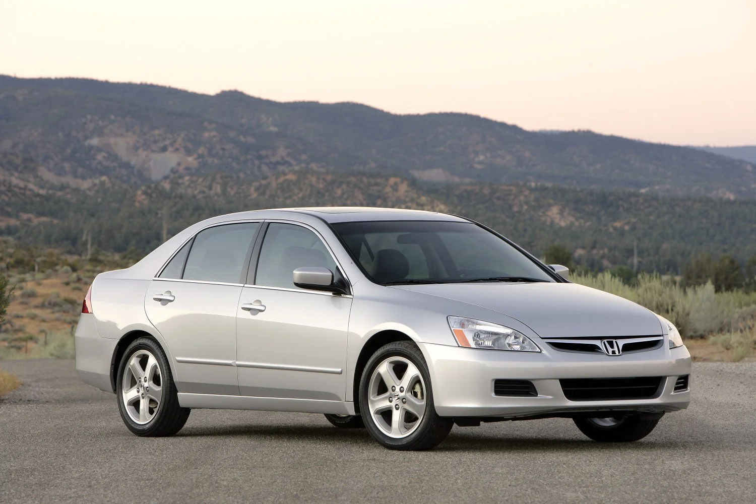 Honda Accord 2.4 i-VTEC (166 Hp)2005 - 2007 - 1