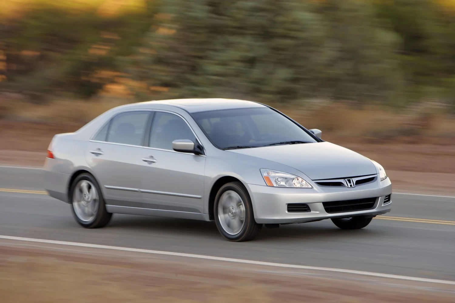 Honda Accord 2.4 i-VTEC (166 Hp)2005 - 2007 thumbnail 11