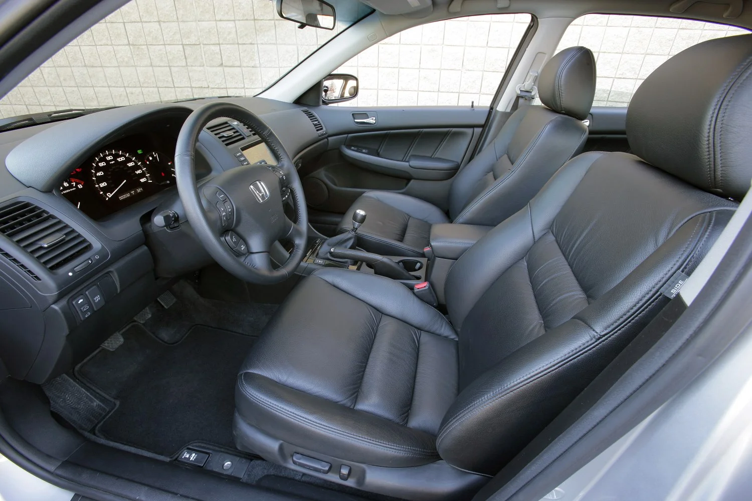Honda Accord 2.4 i-VTEC (166 Hp)2005 - 2007 thumbnail 14