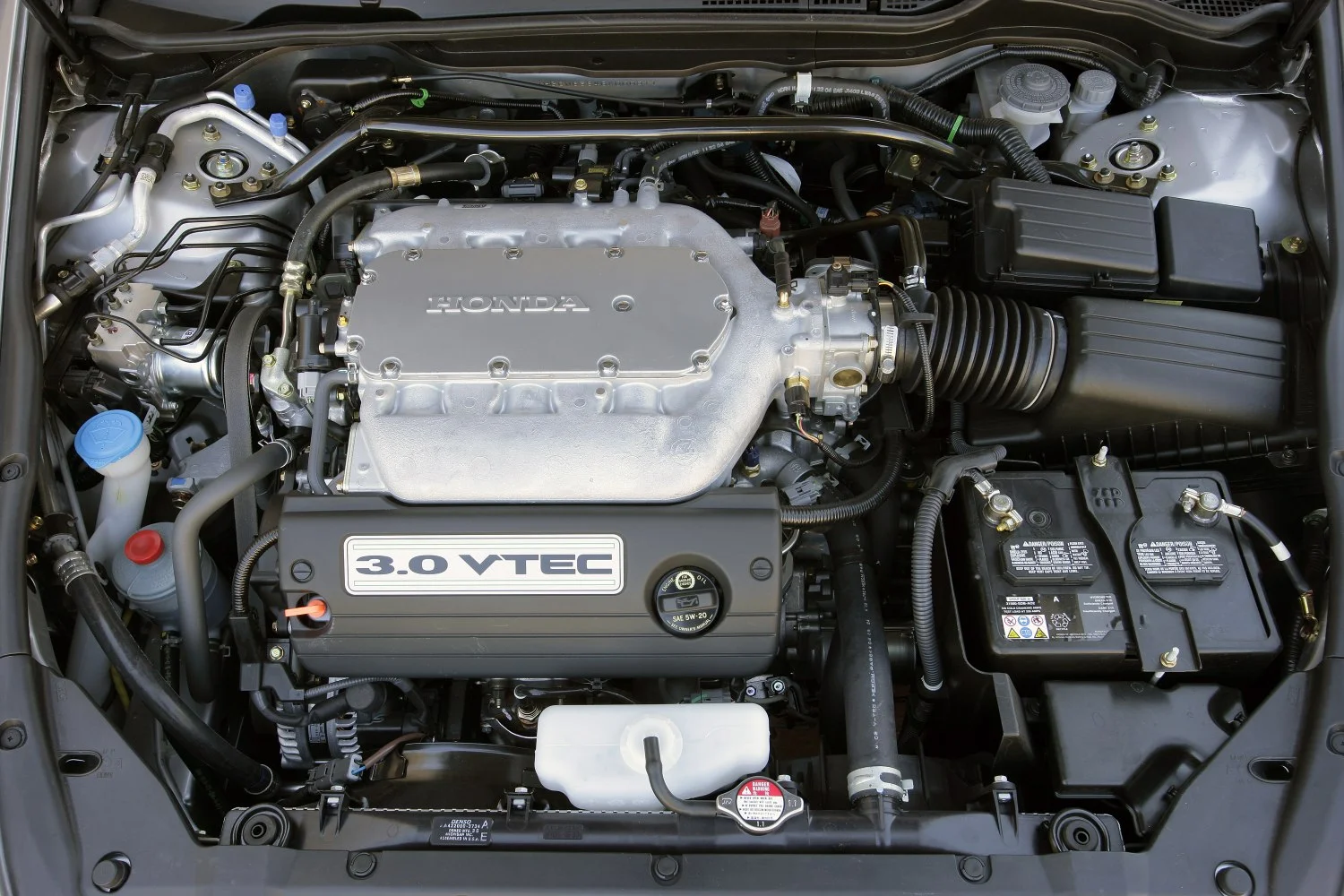 Honda Accord 2.4 i-VTEC (166 Hp)2005 - 2007 thumbnail 17