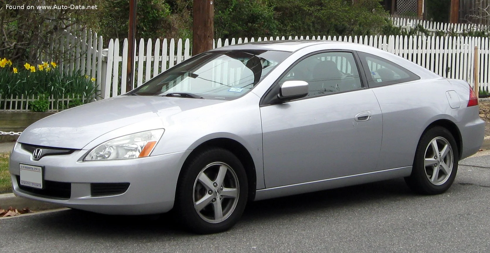 Honda Accord 2.4 i-VTEC (160 Hp)2002 - 2005 thumbnail 2