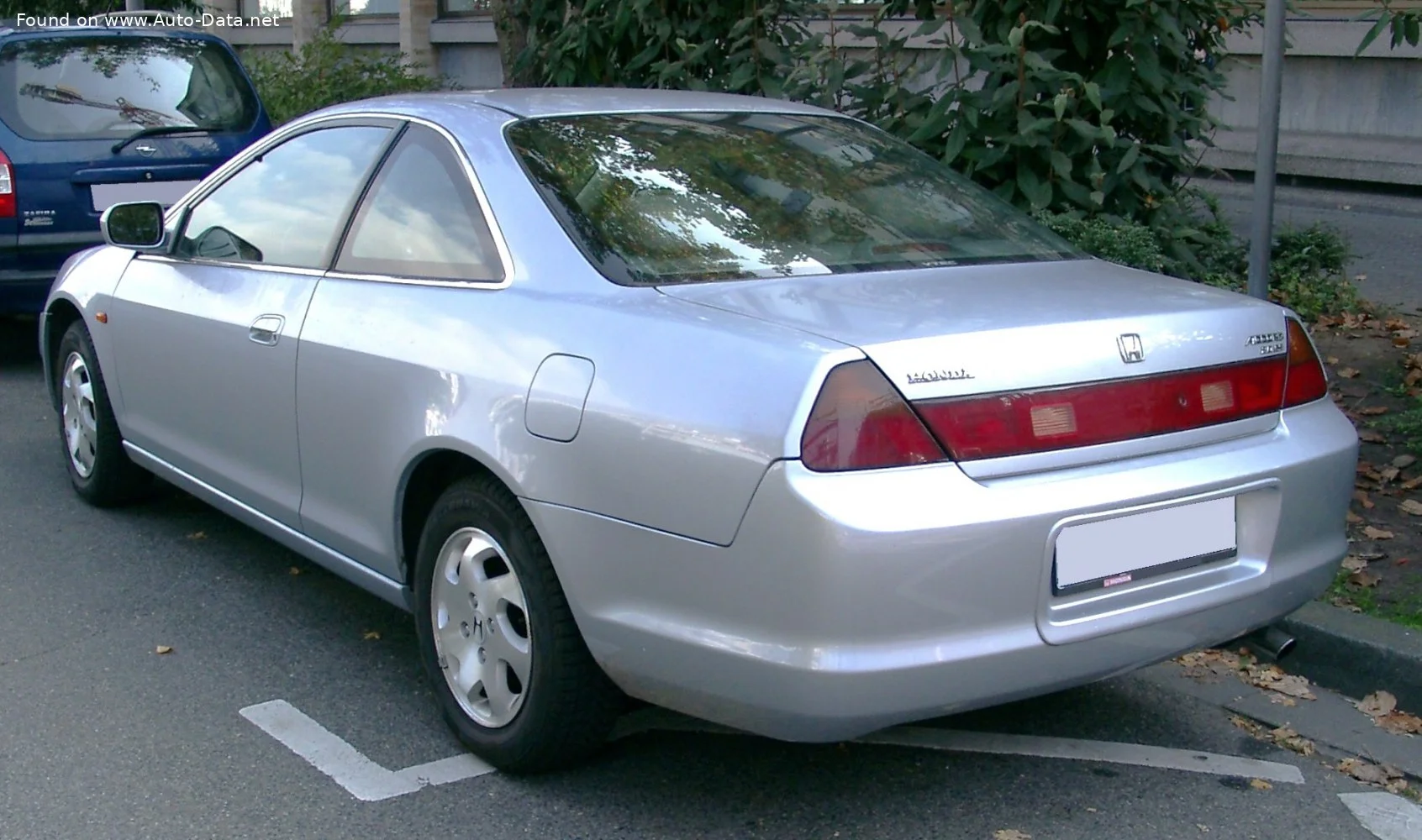 Honda Accord 2.0i 16V (147 Hp)1998 - 2002 thumbnail 4