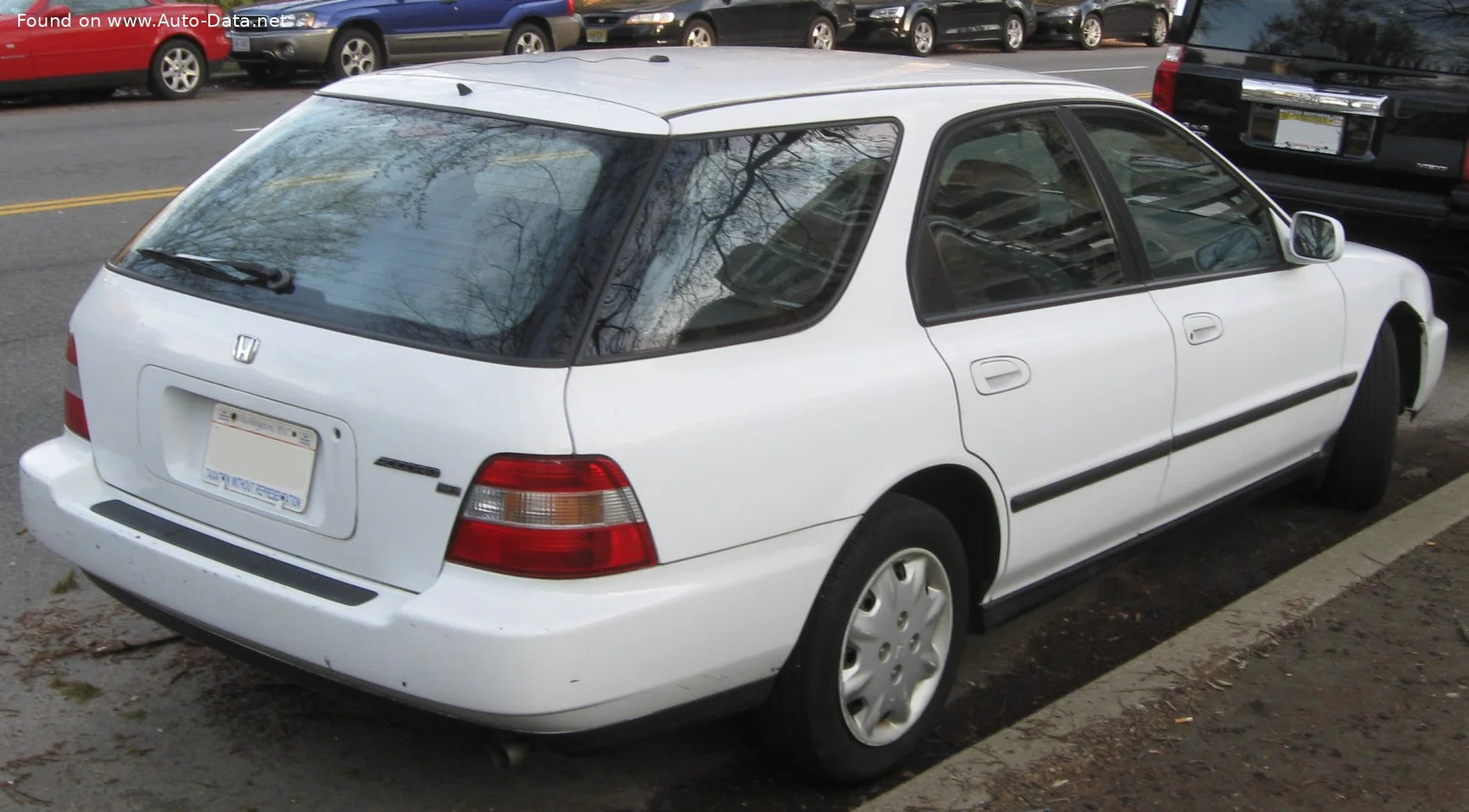 Honda Accord 2.0i LS 16V (CE2) (136 Hp)1993 - 1998 thumbnail 2