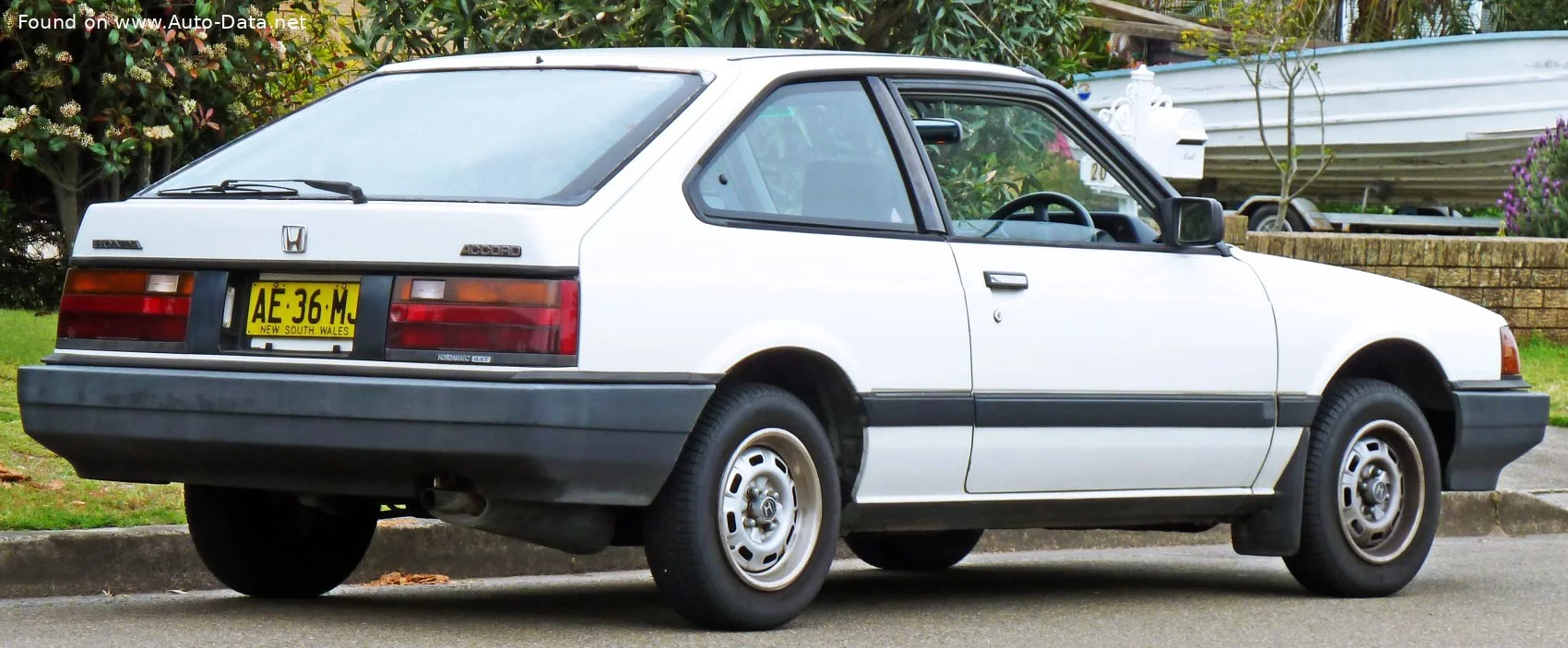 Honda Accord 1.6 EX (AC) (88 Hp)1983 - 1985 thumbnail 2