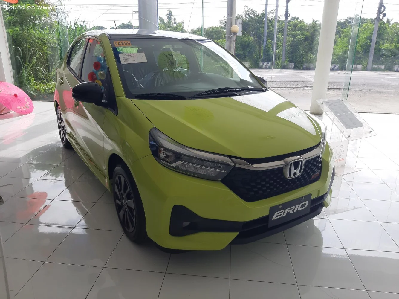 Honda Brio 1.2 (90 Hp)2023 - thumbnail 3